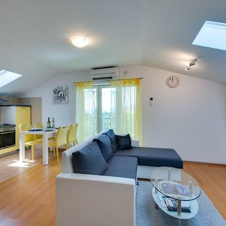Apartmani Admiral Viskovo Extérieur photo