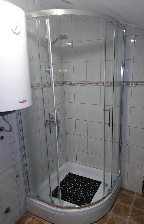 Apartmani Admiral Viskovo Extérieur photo
