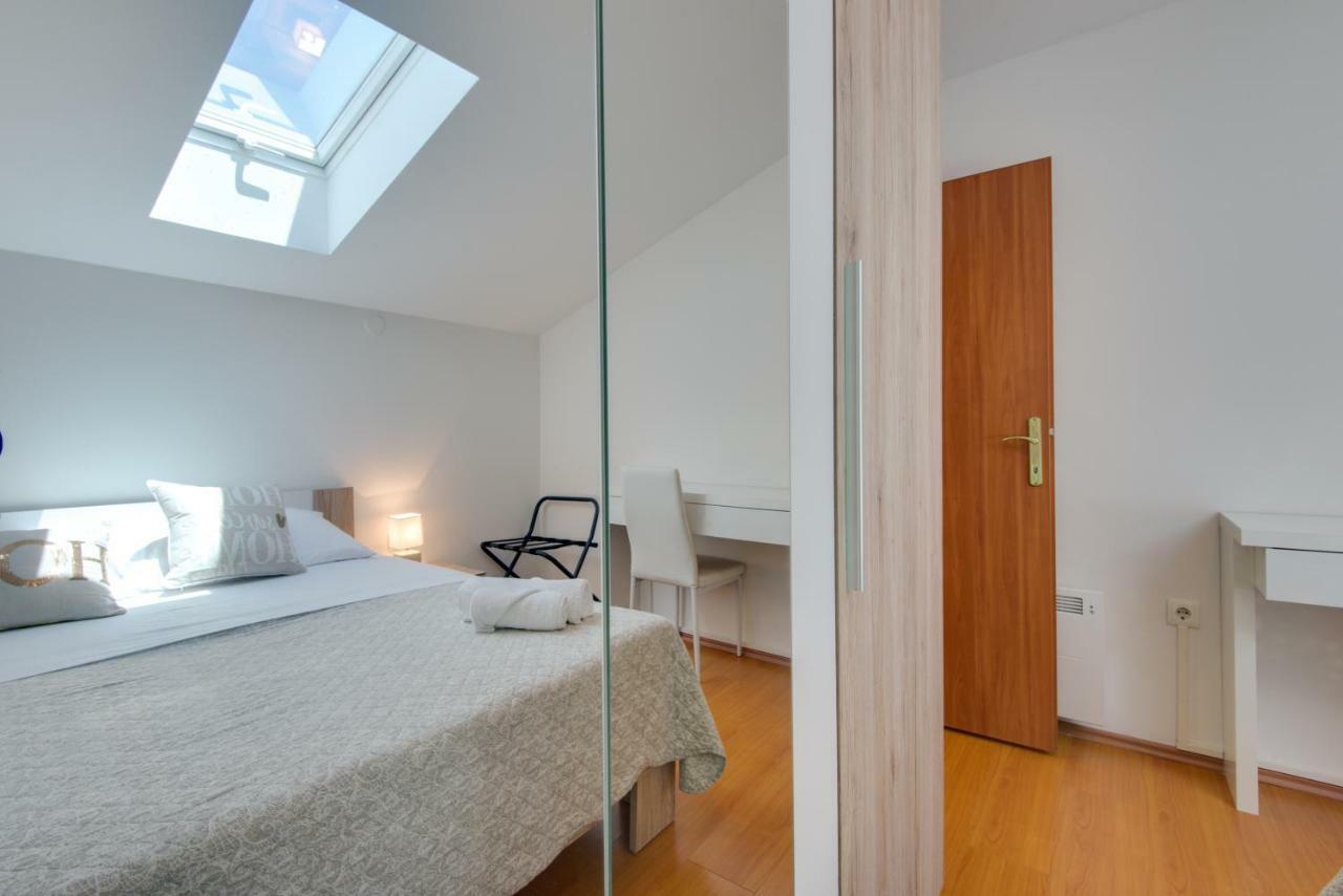 Apartmani Admiral Viskovo Extérieur photo