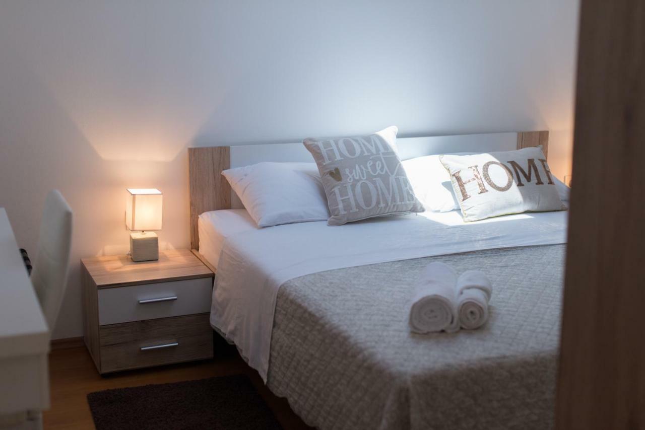 Apartmani Admiral Viskovo Extérieur photo